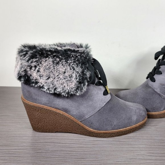 Cole Haan Coralie Wedge Bootie, Grey Suede, Womens Size 5 & 5.5 B - Picture 7 of 10